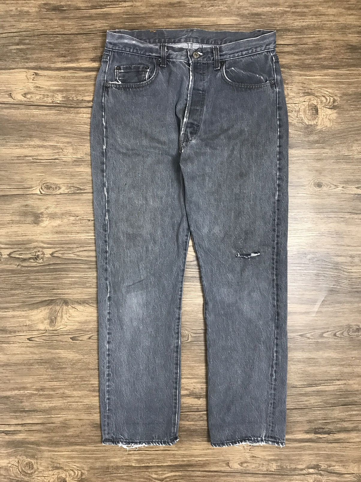 Levi's Vintage Clothing 80s Levi's Vintage Faded Denim Jeans Size US 34 / EU 50 - 1 Thumbnail