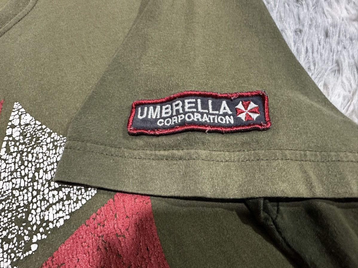 Vintage 🔥Vintage Biohazard Shirt Umbrella Corporation Capcom Size US L / EU 52-54 / 3 - 6 Thumbnail