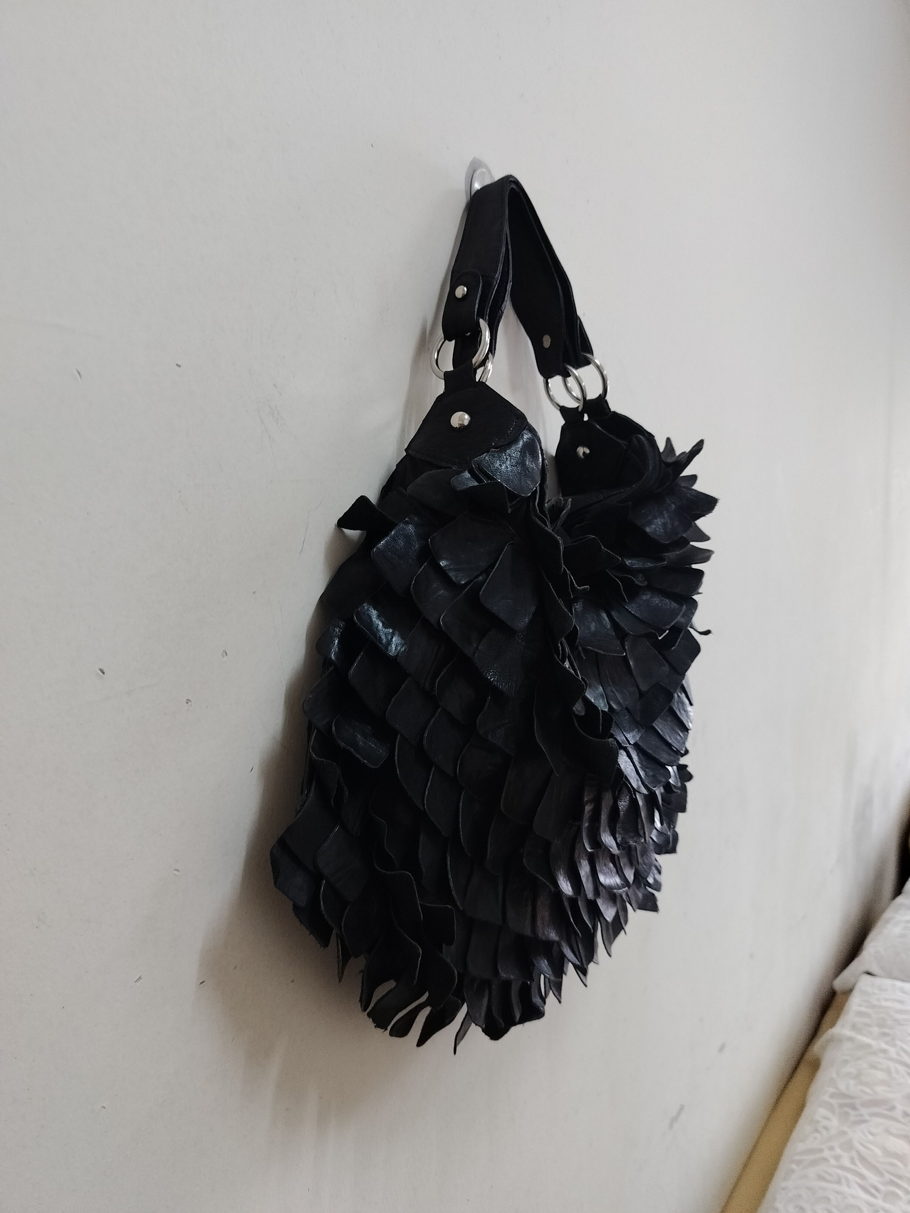 Leather Black Tiered Ruffle leather bag like Miu Miu CDG Size ONE SIZE - 3 Thumbnail