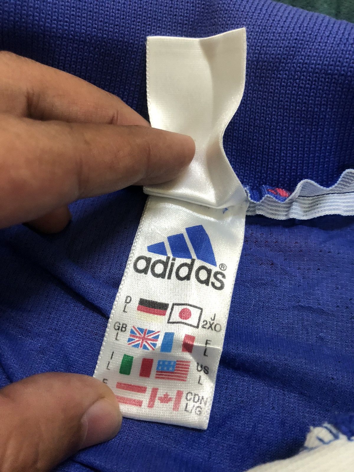 Adidas HOME FRANCE JERSEY ZIDANE NO 10 SIZE L 1999-2002 Size US L / EU 52-54 / 3 - 10 Thumbnail