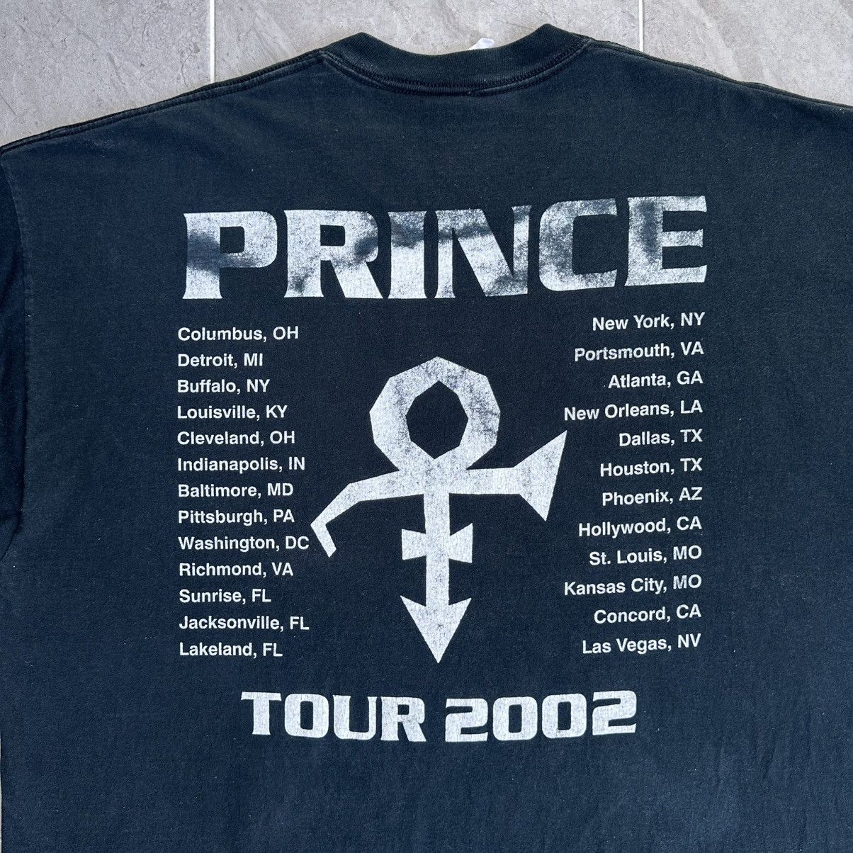 Band Tees × Prince × Vintage Vintage 2002 Prince Tour Big Head Rare Tee Shirt Size US XXL / EU 58 / 5 - 6 Thumbnail