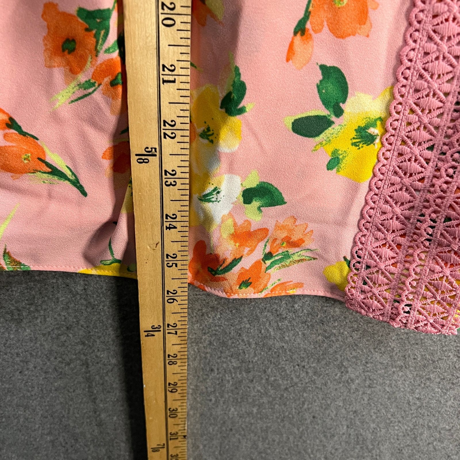 Isaac Mizrahi Isaac Mizrahi LIVE! Printed Stretch Crepe Blouse Pink Medium Size M / US 6-8 / IT 42-44 - 5 Thumbnail