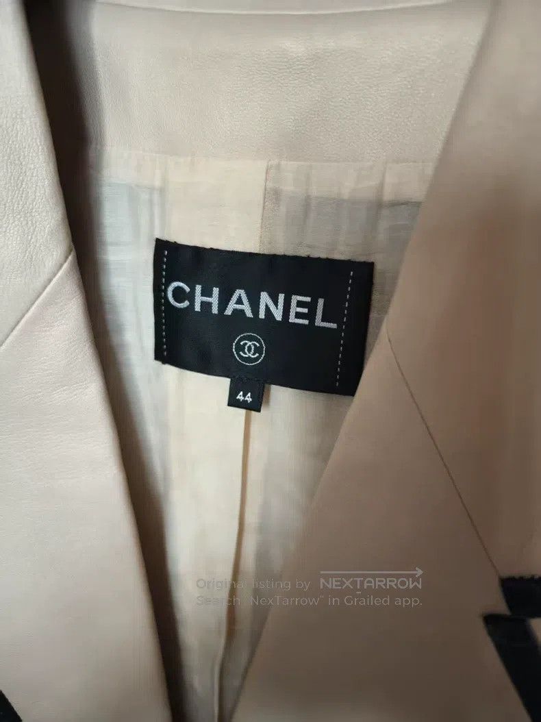 Chanel Chanel Khaki leather jacket Size M / US 6-8 / IT 42-44 - 2 Thumbnail