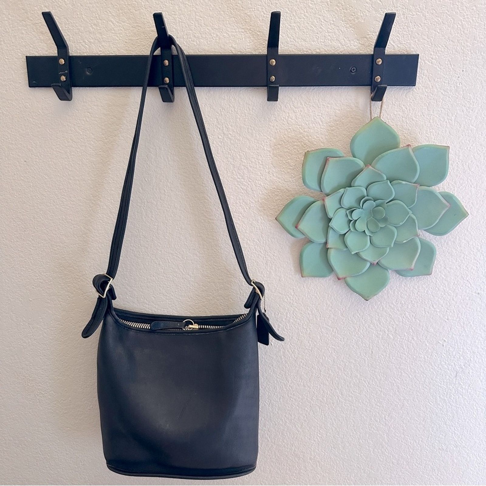 Vintage Coach Slim Duffle Crossbody Bag Black Leather 5722, Women's