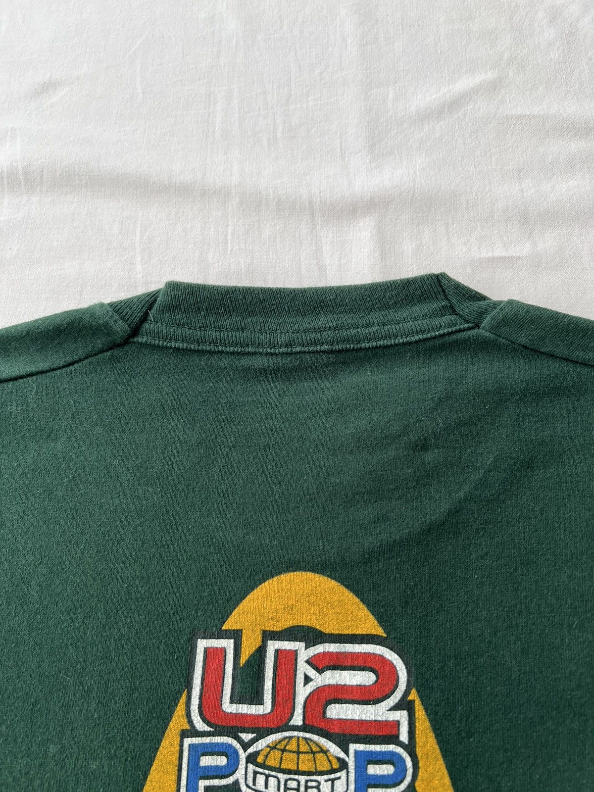 Band Tees Vintage 1997 U2 Popmart Tour Rock Band Green T-shirt Size US L / EU 52-54 / 3 - 15 Thumbnail