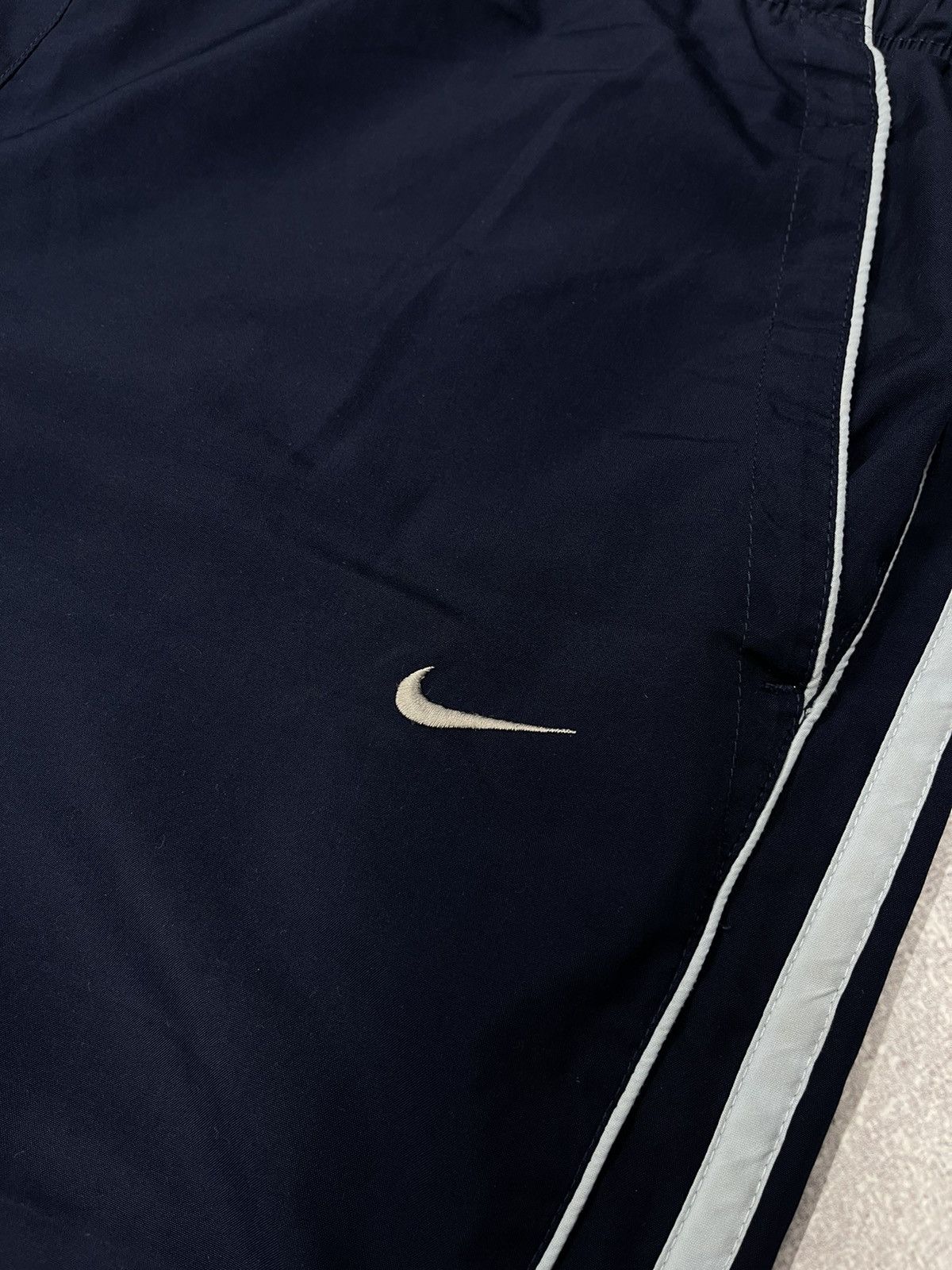 Nike × Nike ACG × Vintage Vintage Nike Nylon Sweatpants Navy Drill Y2K ACG TN Size US 36 / EU 52 - 4 Thumbnail
