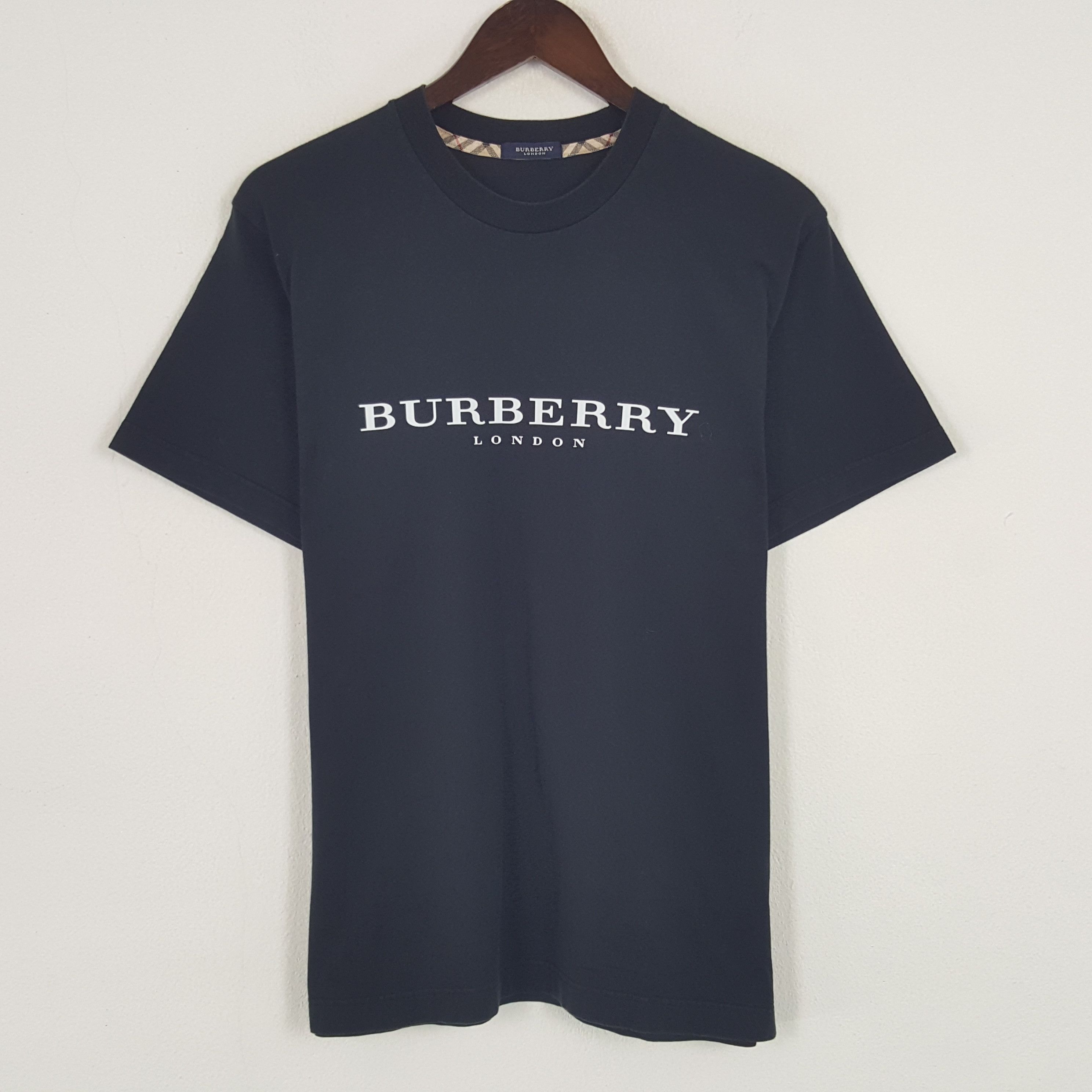 Burberry × Vintage Vintage Burberry London Custom Spell Out Tshirt Size US M / EU 48-50 / 2 - 1 Thumbnail