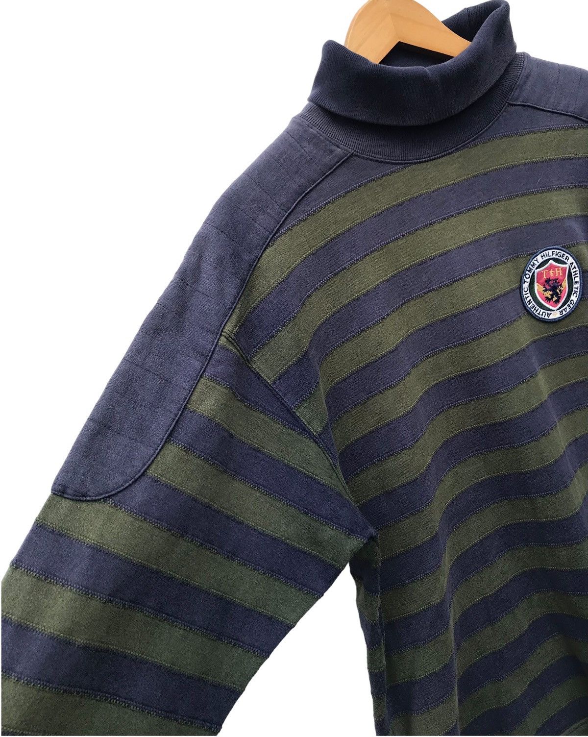 Tommy Hilfiger × Vintage Vintage Tommy Hilfiger Stripe Faded Sweatshirt Size US M / EU 48-50 / 2 - 5 Thumbnail