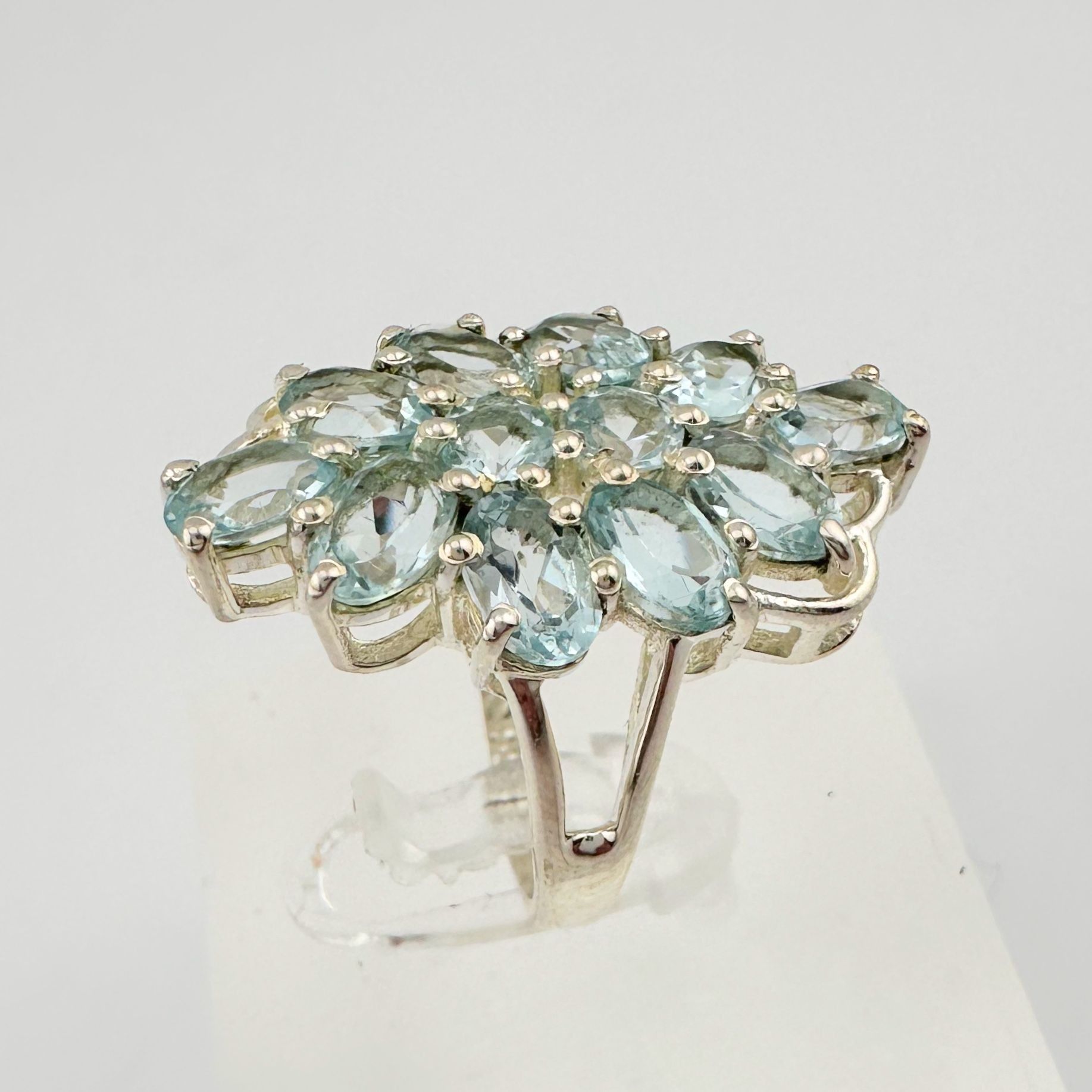 Other Stunning 5.78 ct Blue Topaz Shimmering Waterfall Ring Sz 6.5 Size ONE SIZE - 7 Thumbnail