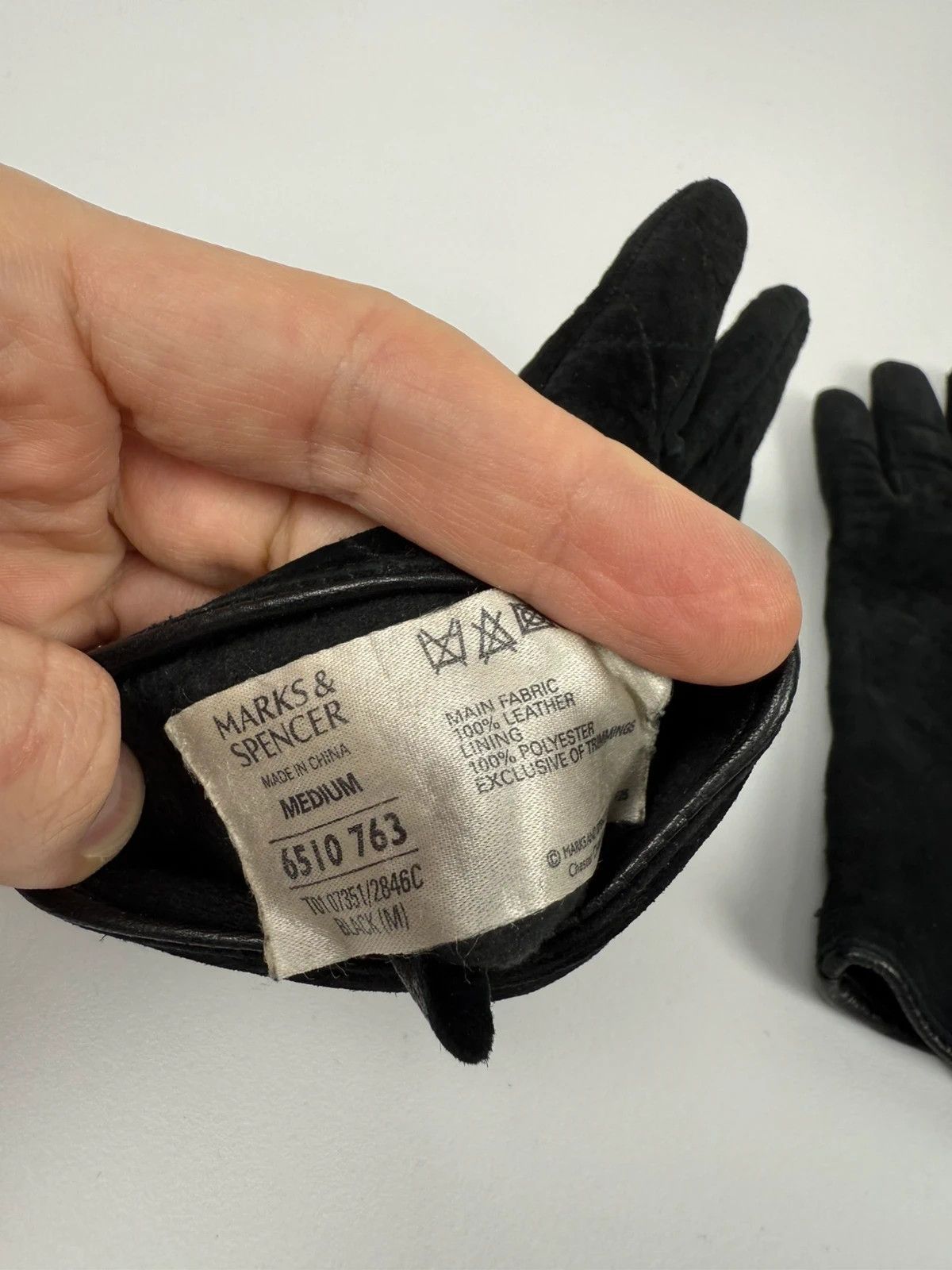 Marks & Spencer Marks & Spencer Leather Gloves Nubuck Quilted size M Size ONE SIZE - 6 Thumbnail
