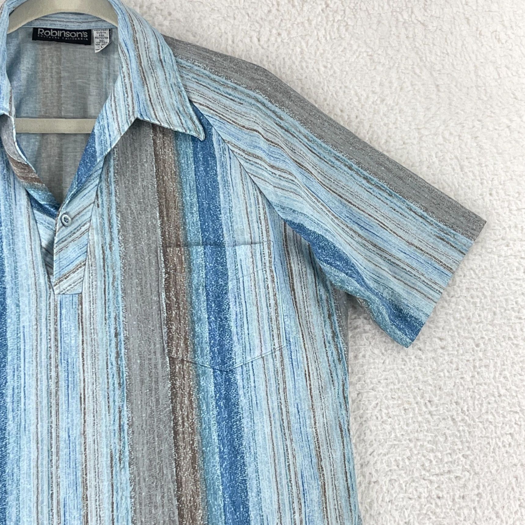 Vintage VINTAGE Robinson's Southern California Shirt Mens Large Blue Stripe Split Neck Size US L / EU 52-54 / 3 - 3 Thumbnail