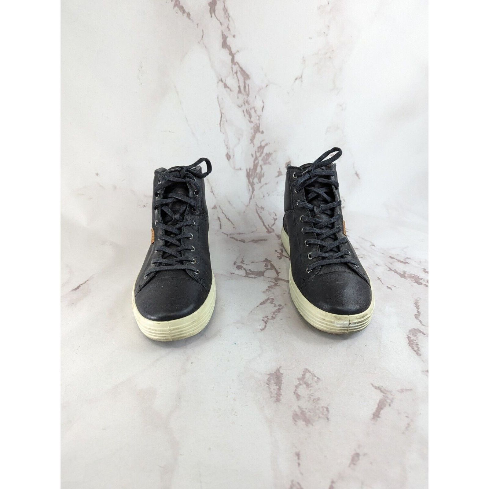 Ecco Ecco Boots Womens 11 43 Black Bootie Sneaker Leather Chukka Size US 11 / IT 41 - 2 Thumbnail