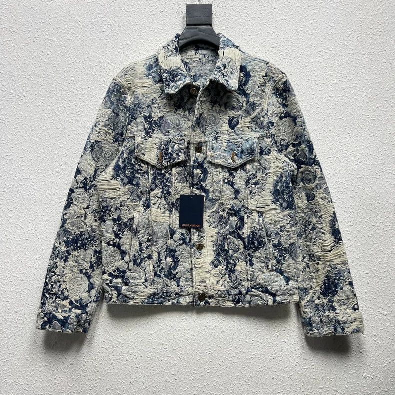 Louis Vuitton Louis Vuitton FW22 long-sleeve denim jacket with full print Size US M / EU 48-50 / 2 - 1 Thumbnail