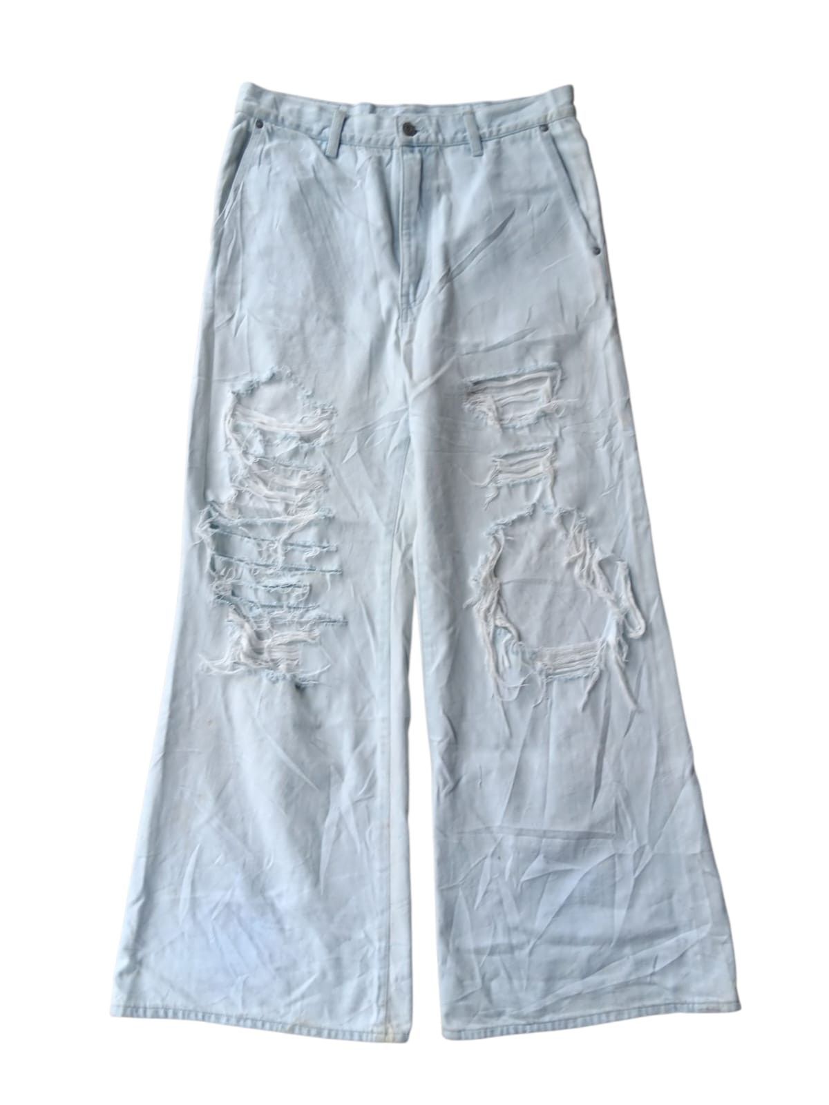 Lad Musician Splatter distressed light blue baggy jeans Size US 32 / EU 48 - 1 Thumbnail