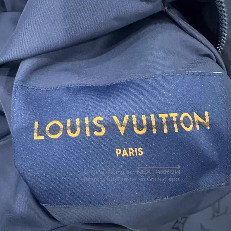 Louis Vuitton Louis Vuitton Pin full logo double-sided assault jacket Size US L / EU 52-54 / 3 - 5 Thumbnail