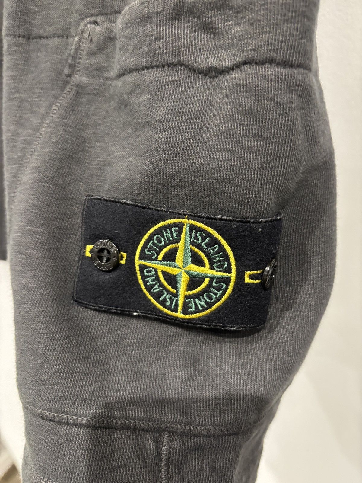 Stone Island Stone Island Cotton Fleece Cargo Bermuda Shorts Charcoal Size US 30 / EU 46 - 2 Thumbnail
