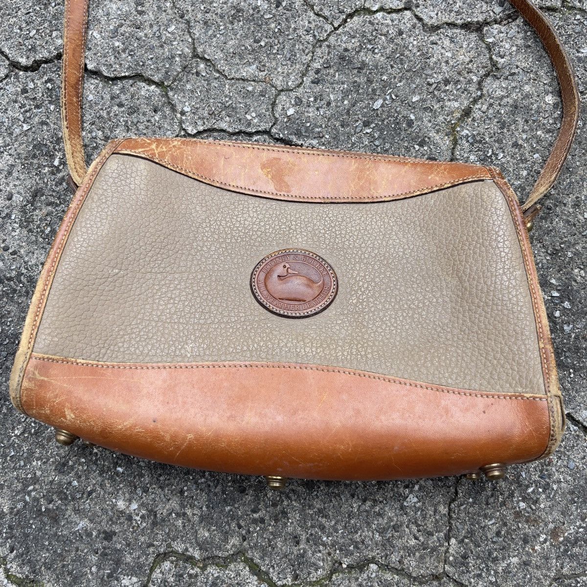 Dooney & Bourke Vintage 90s DOONEY & BURKE Leather Crossbody Bag Size ONE SIZE - 2 Thumbnail