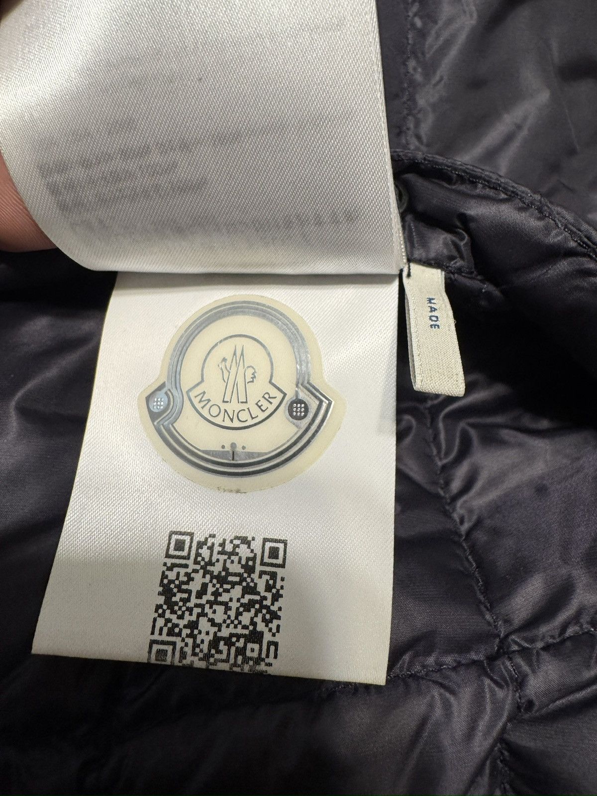 Moncler MONCLER ZOIS GIUBBOTTO Reversible Jacket Navy/White&Red SZ 4 Size US L / EU 52-54 / 3 - 10 Thumbnail
