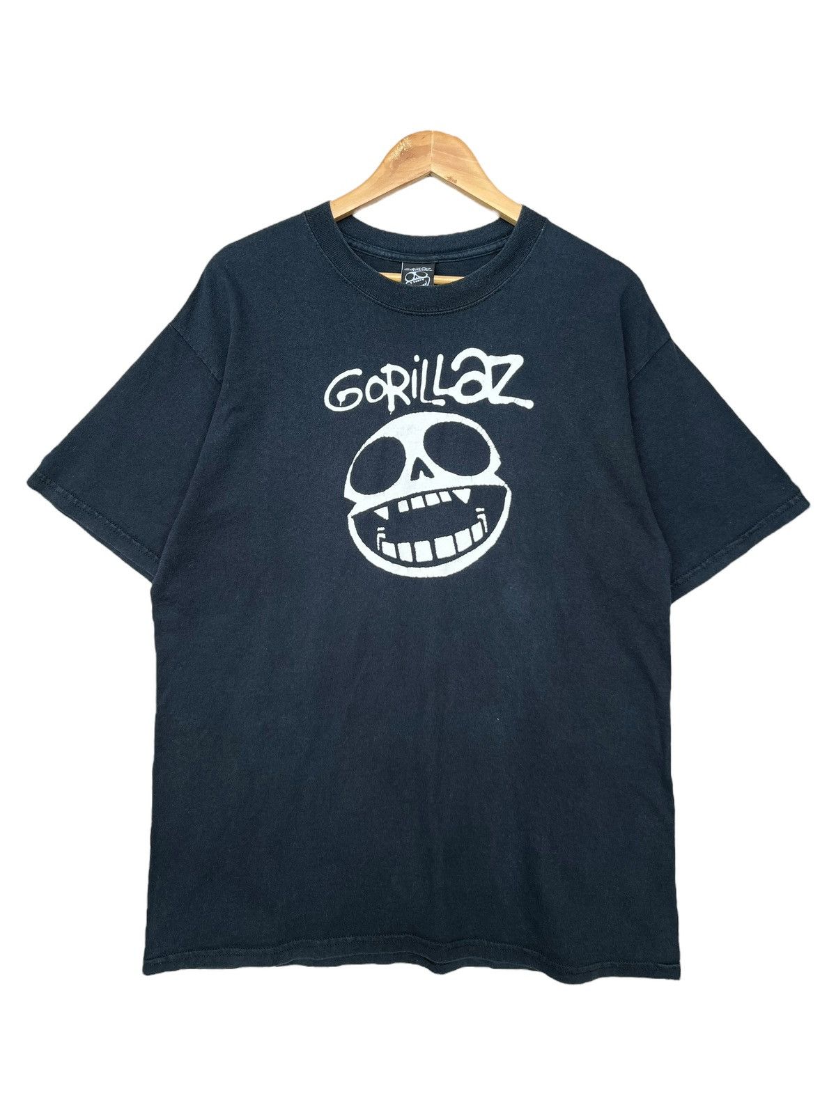image of Band Tees x Vintage Y2K Gorillaz Skull Bones Official Merchendise Tshirt in Black (Size Large)
