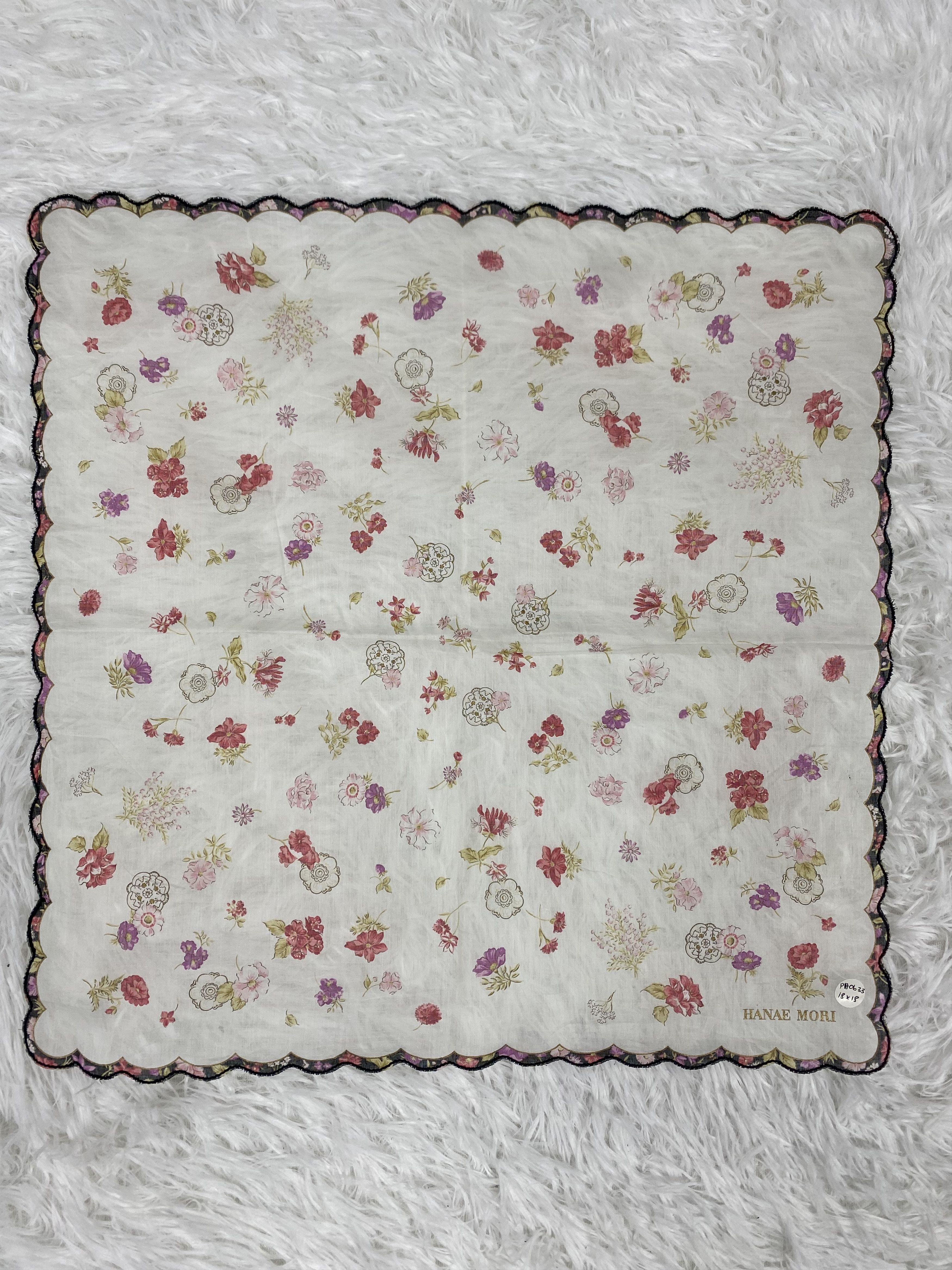 Hanae Mori × Vintage Vintage Hanae Mori Handkerchief Neckerchief PH0633 Size ONE SIZE - 3 Thumbnail