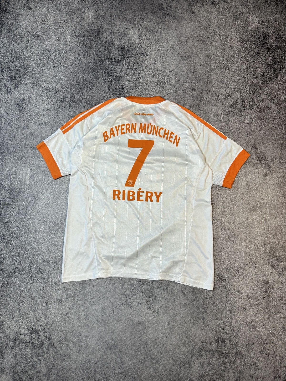 Other Adidas Bayern Munich 7 Ribery Soccer Jersey Blokecore L USA Size US L / EU 52-54 / 3 - 1 Thumbnail