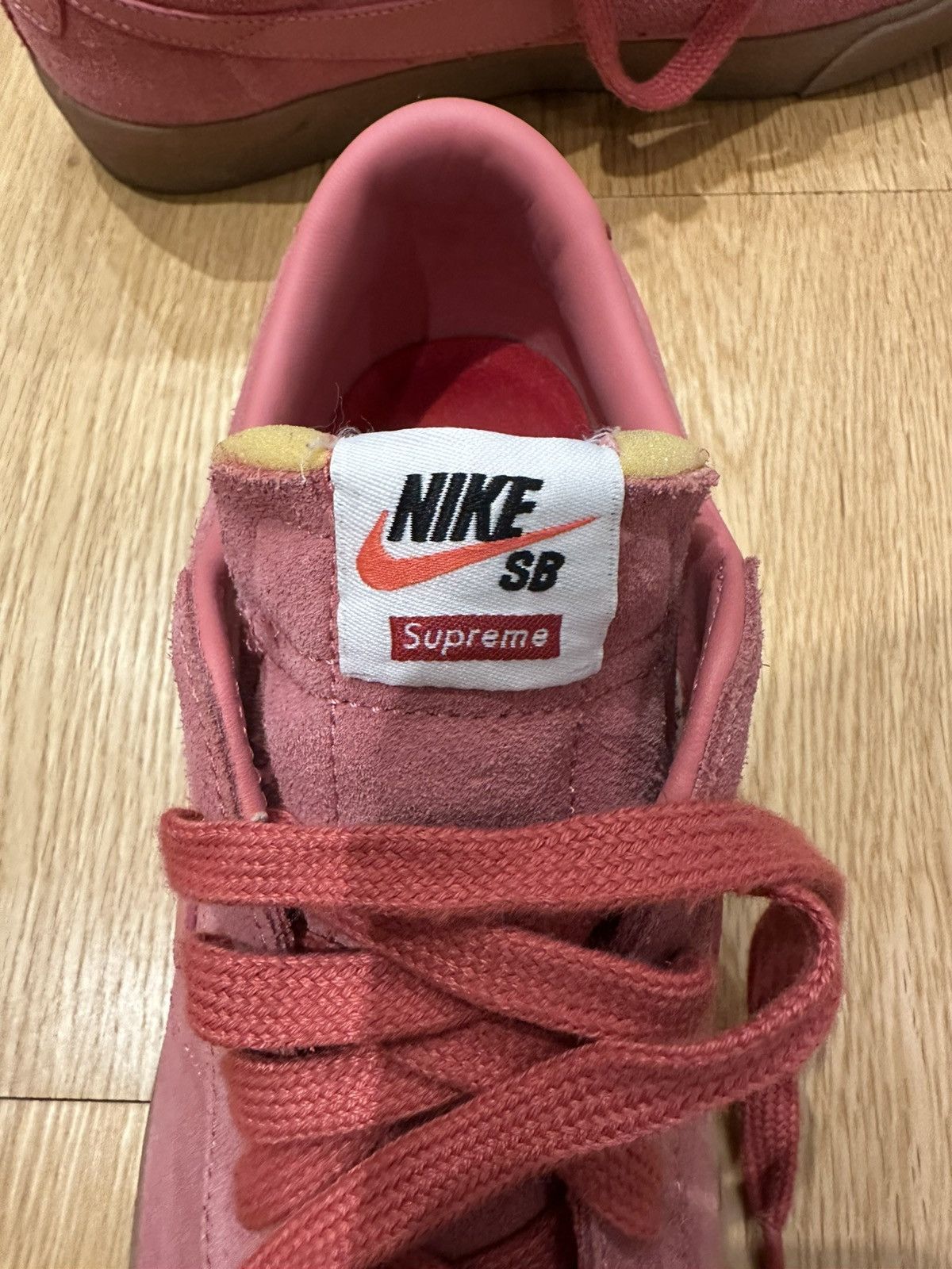 Nike × Supreme Supreme Nike SB Blazer Low (Desert Bloom) Size US 9 / EU 42 - 6 Thumbnail