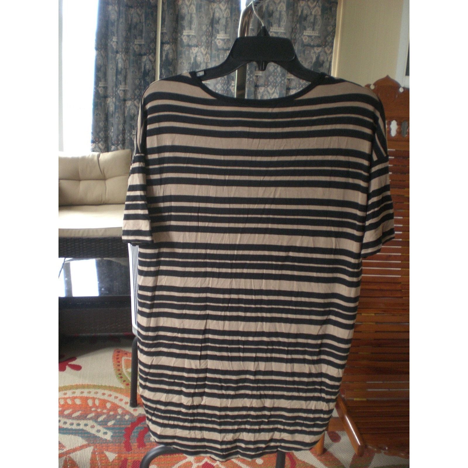 Other LuLaRoe Tan and Black Stripe Irma Shirt Top Blouse Tunic XXS Size XXS / US 00 / IT 34 - 5 Thumbnail