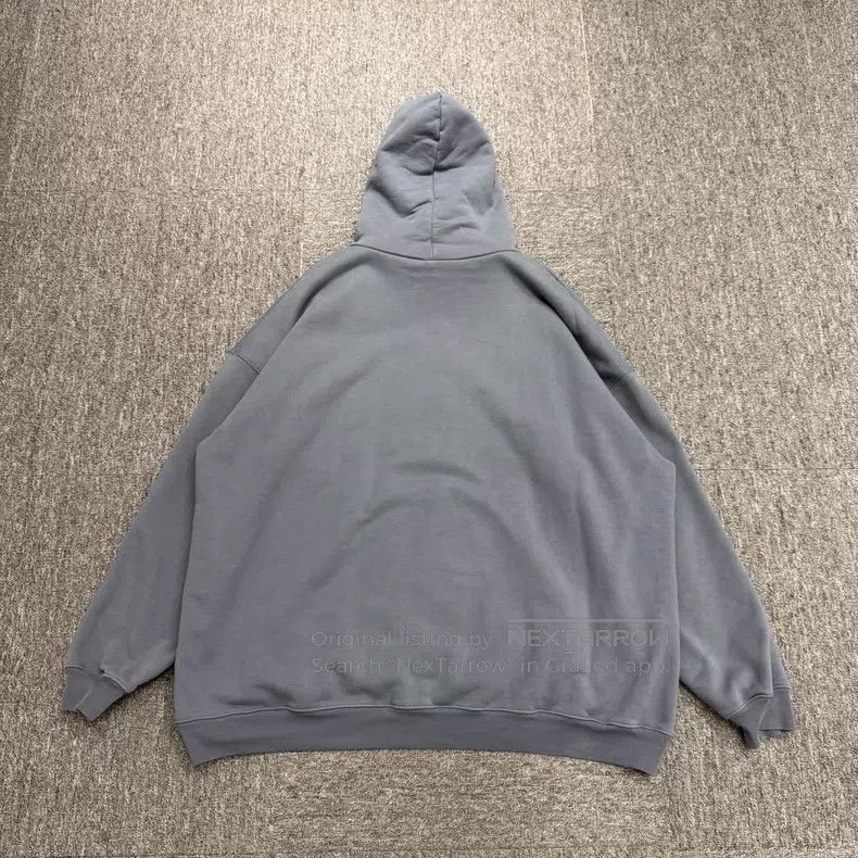 Balenciaga Balenciaga sweatshirt Size US S / EU 44-46 / 1 - 6 Thumbnail