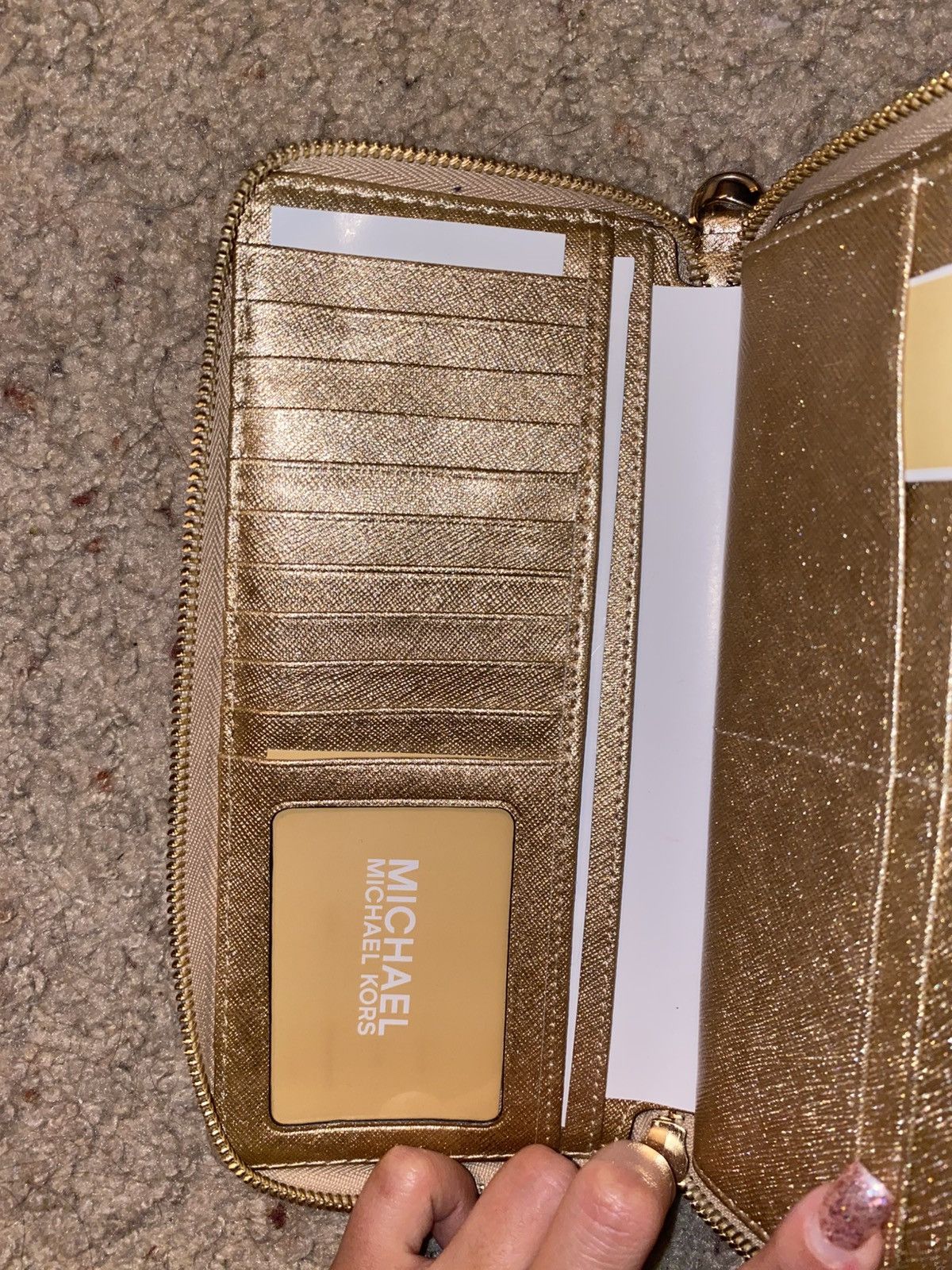 Michael Kors Michael Kors Gold Wristlet Wallet Size ONE SIZE - 3 Thumbnail