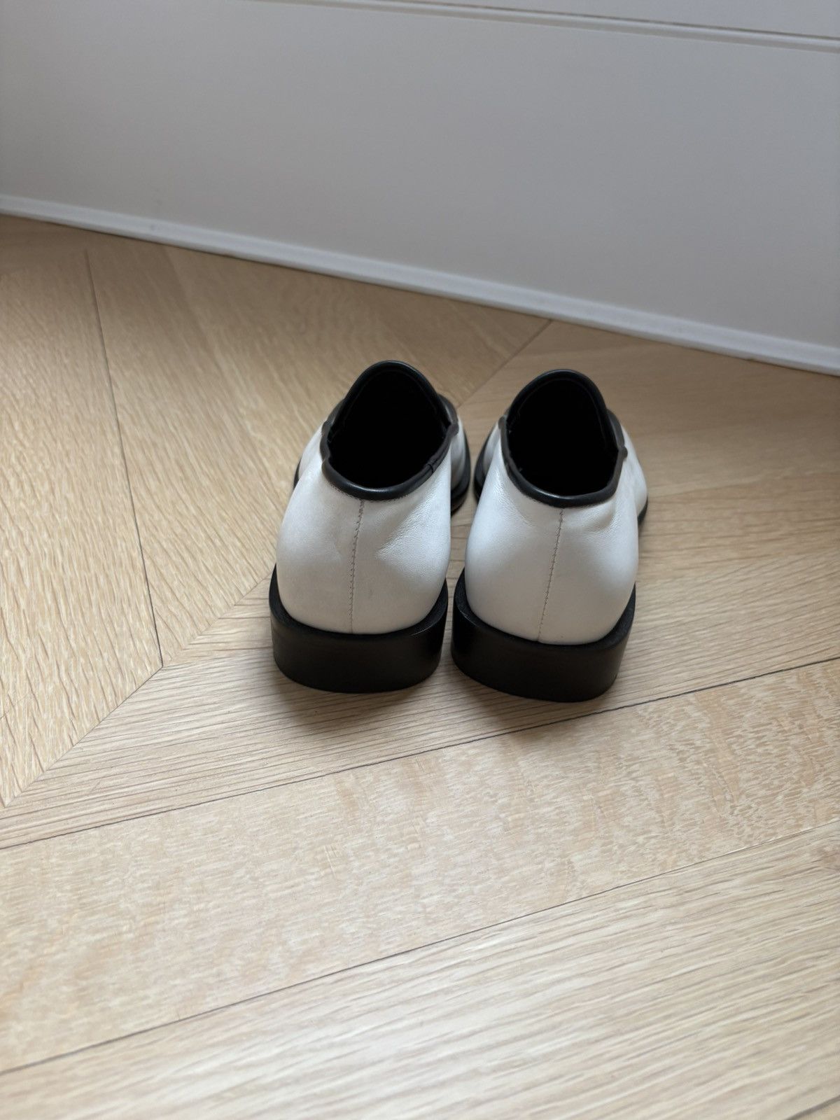 Wandler Wandler Leather Loafer Flats White Black Women's US 9.5 Size US 9.5 / IT 39.5 - 7 Thumbnail