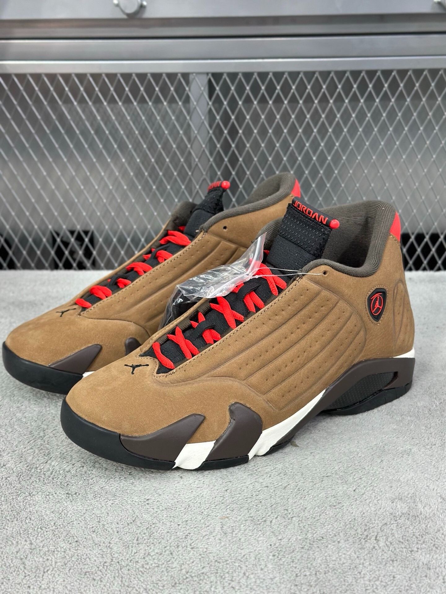 Nike Nike Lowtop Sneakers 44 Men Size US 10.5 / EU 43-44 - 1 Thumbnail