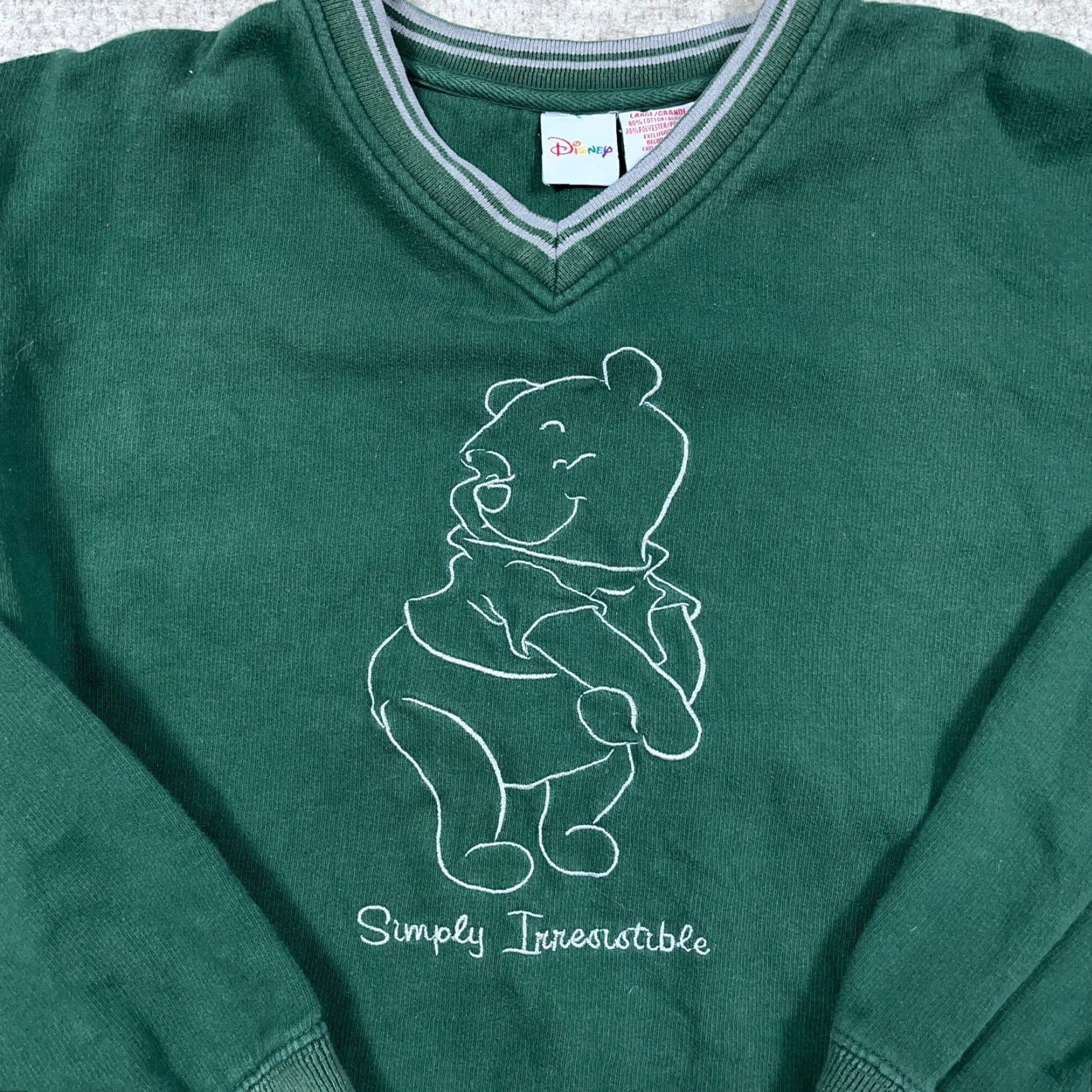 Disney VINTAGE Disney Winnie The Pooh Sweatshirt Women L Green Crewneck Pullover Sweatshirt Graphic Print Embroidered Logo Size L / US 10 / IT 46 - 2 Thumbnail