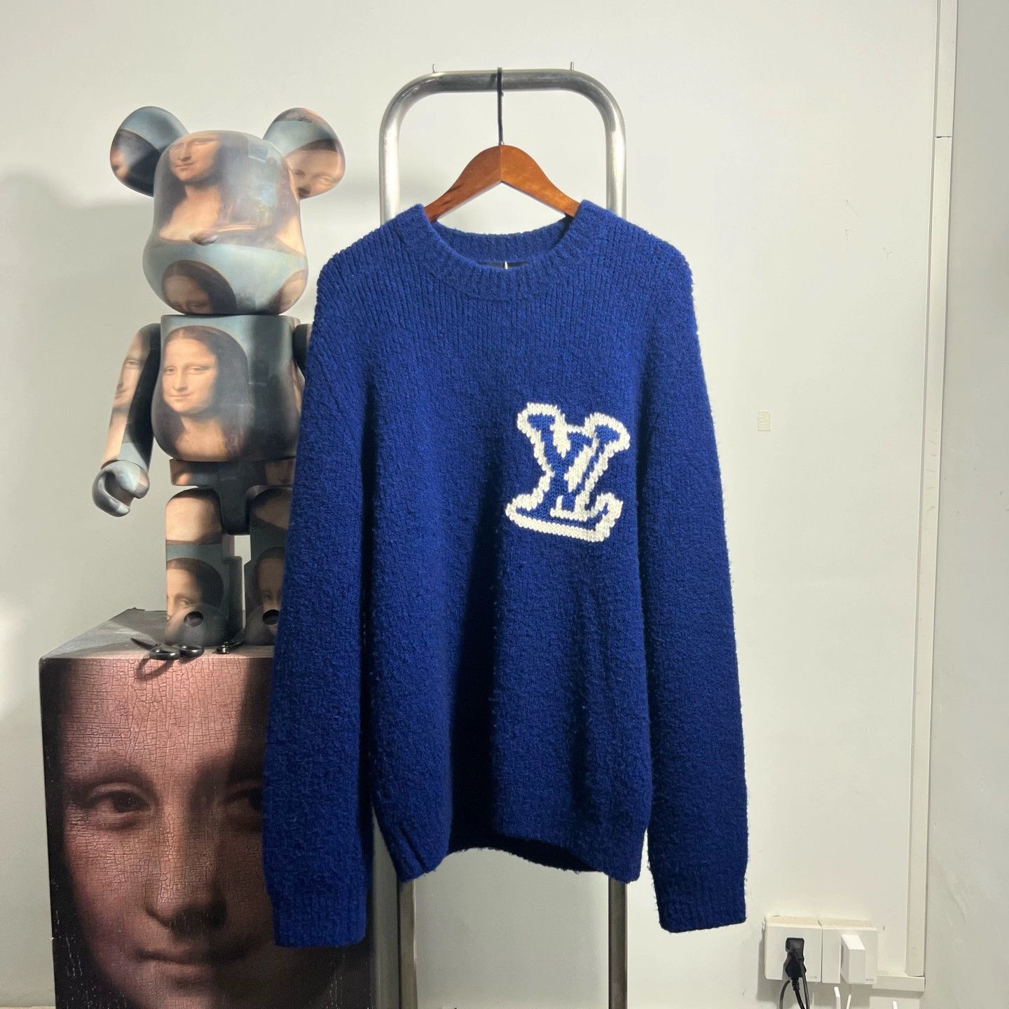 Louis Vuitton Louis Vuitton Blue Teddy Sweater R2721 Size US L / EU 52-54 / 3 - 1 Thumbnail