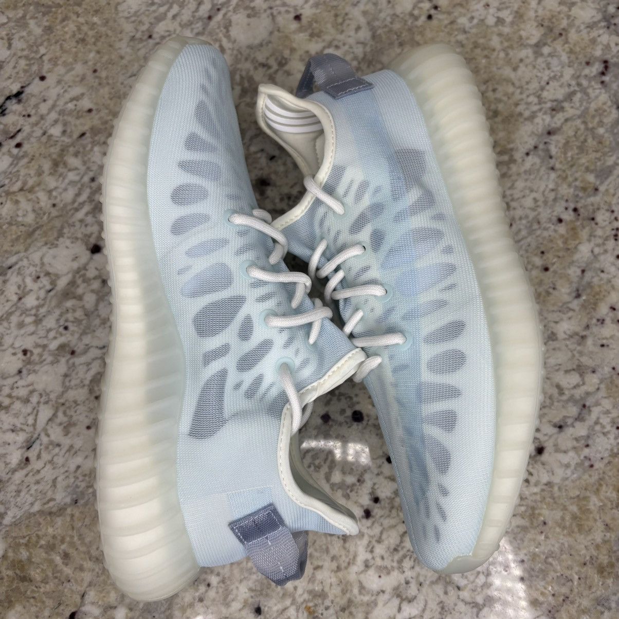 Adidas × Kanye West Size 9.5 Yeezy Boost 350 V2 Mono Ice Brand New With Box Size US 9.5 / EU 42-43 - 13 Thumbnail
