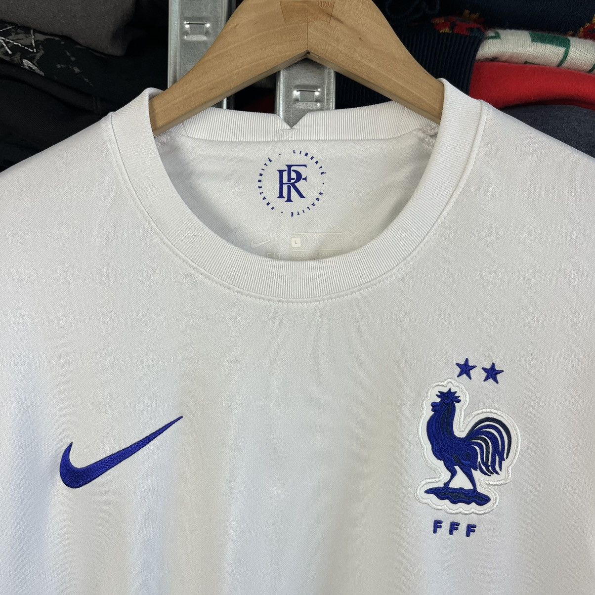 Nike 2020/21 NIKE FRANCE AWAY KIT SOCCER FOOTBALL JERSEY SHIRT Size US L / EU 52-54 / 3 - 2 Thumbnail