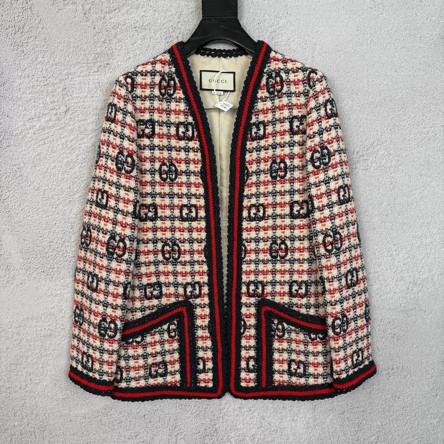 Gucci GUCCI GG Jacquard V-neck Tweed Long Sleeve Jacket Women's Size XS / US 0-2 / IT 36-38 - 1 Thumbnail