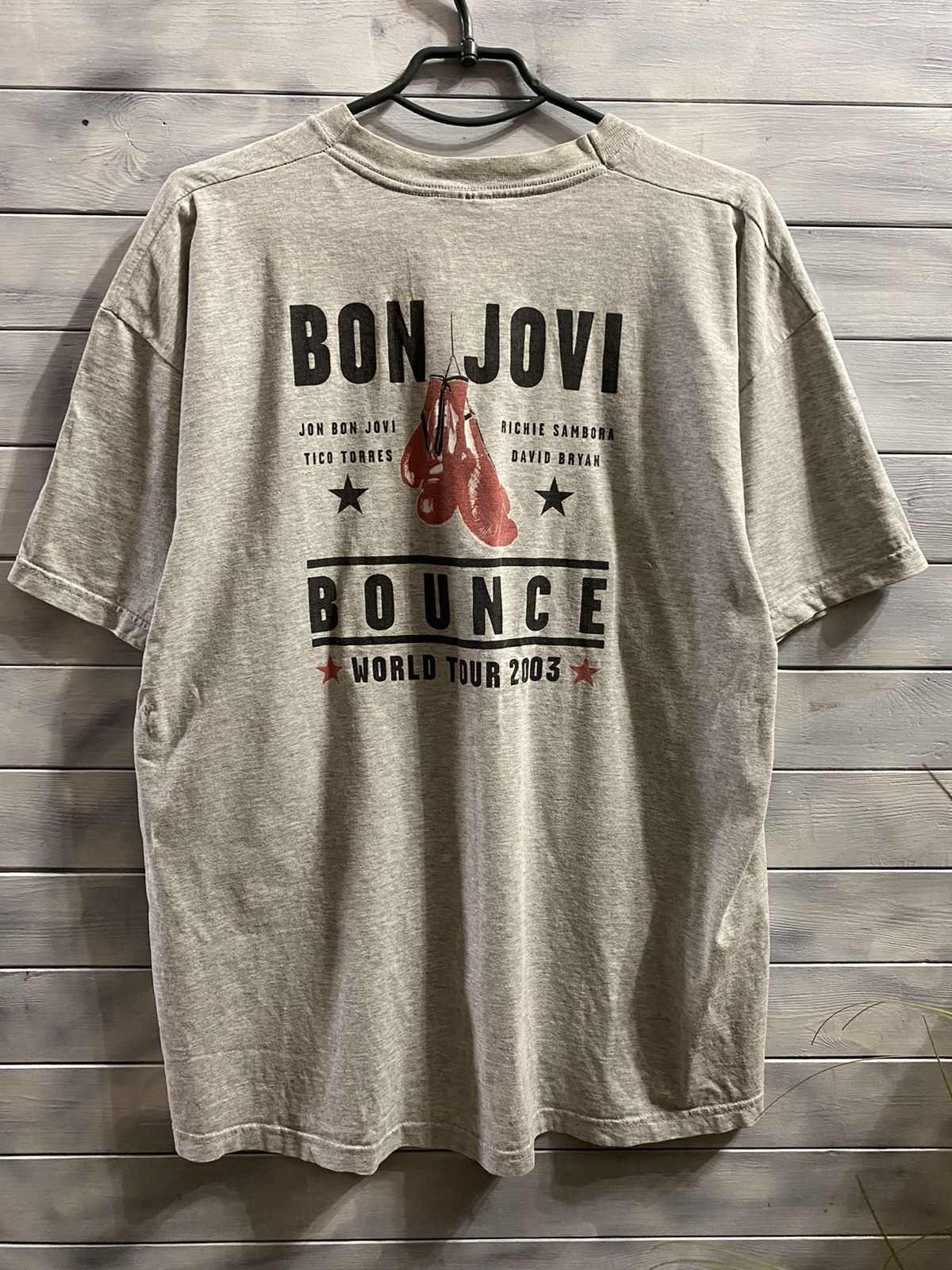 Band Tees Rare Vintage T-Shirt Bon Jovi Bounce 2003 World Tour. Size US XL / EU 56 / 4 - 2 Thumbnail