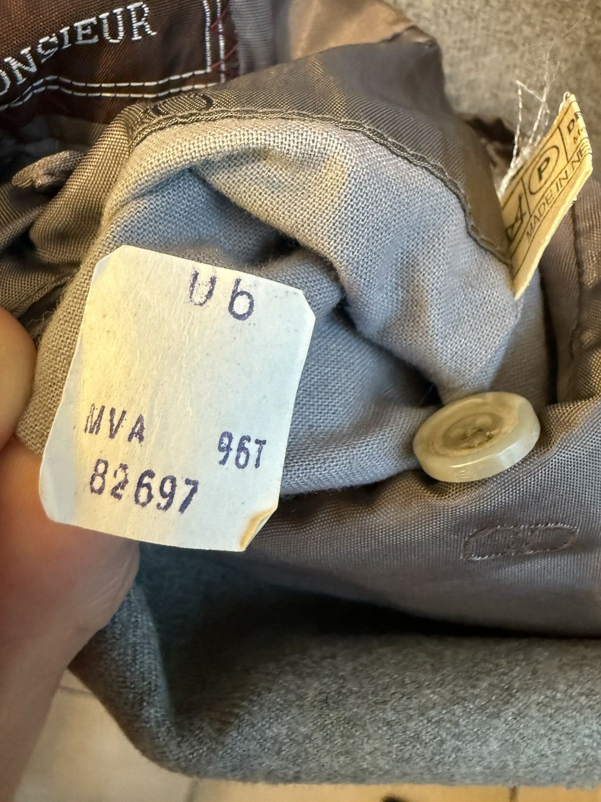 Dior Dior Vintage Thick Grey Wool Suit Size 50R - 18 Thumbnail
