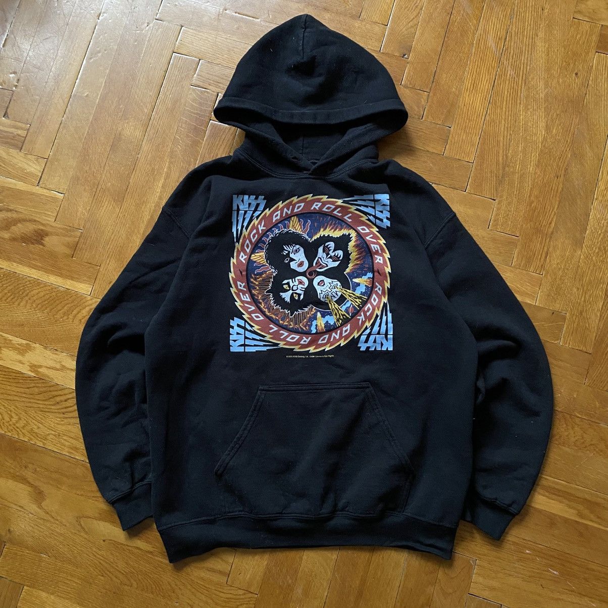 Band Tees KISS ROCK BAND Y2K JAPAN TOUR HOODIE Size US M / EU 48-50 / 2 - 1 Thumbnail