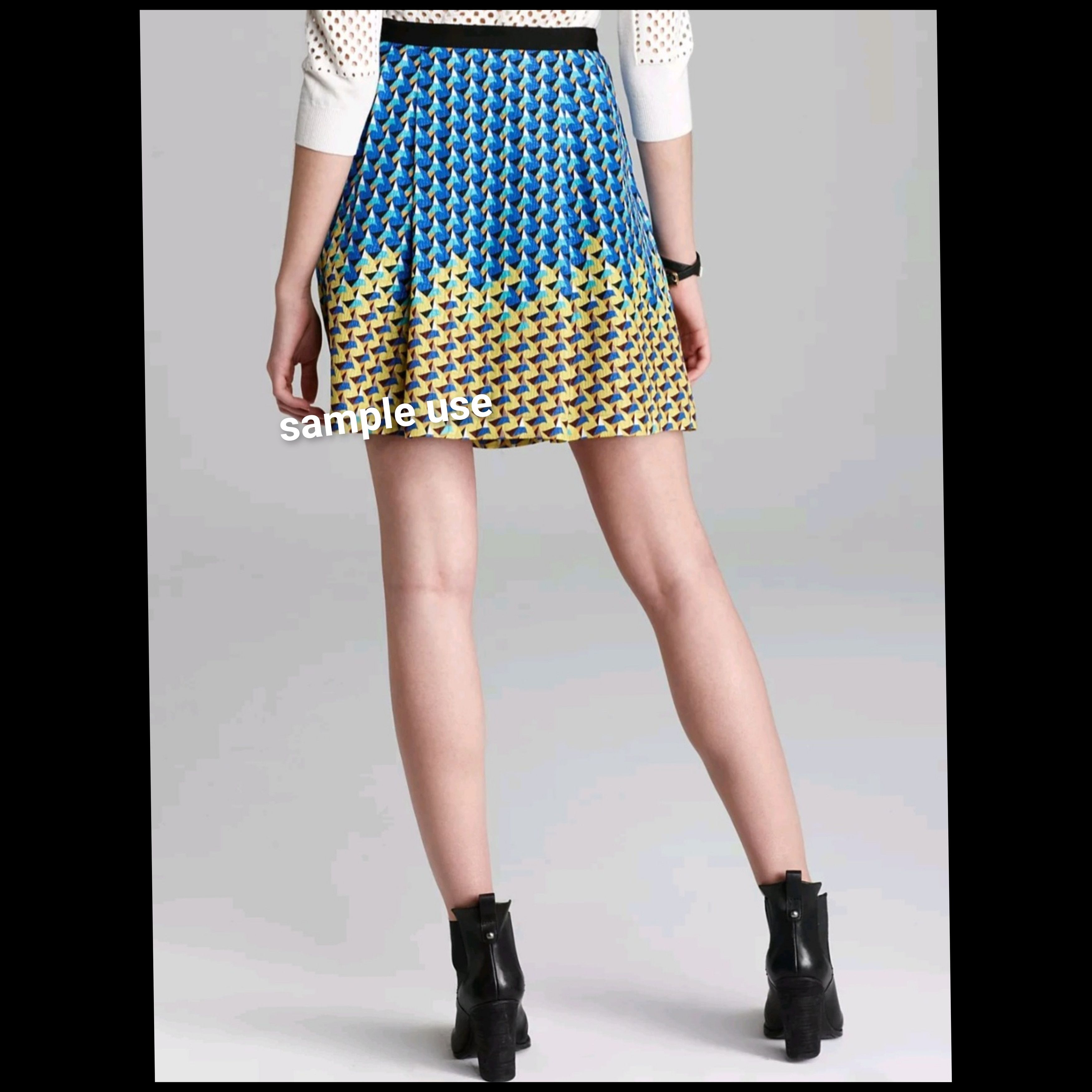 Marc by Marc Jacobs Marc by Marc Jacobs Silk Geometric Pleated Skirt Size 26" / US 2 / IT 38 - 2 Thumbnail