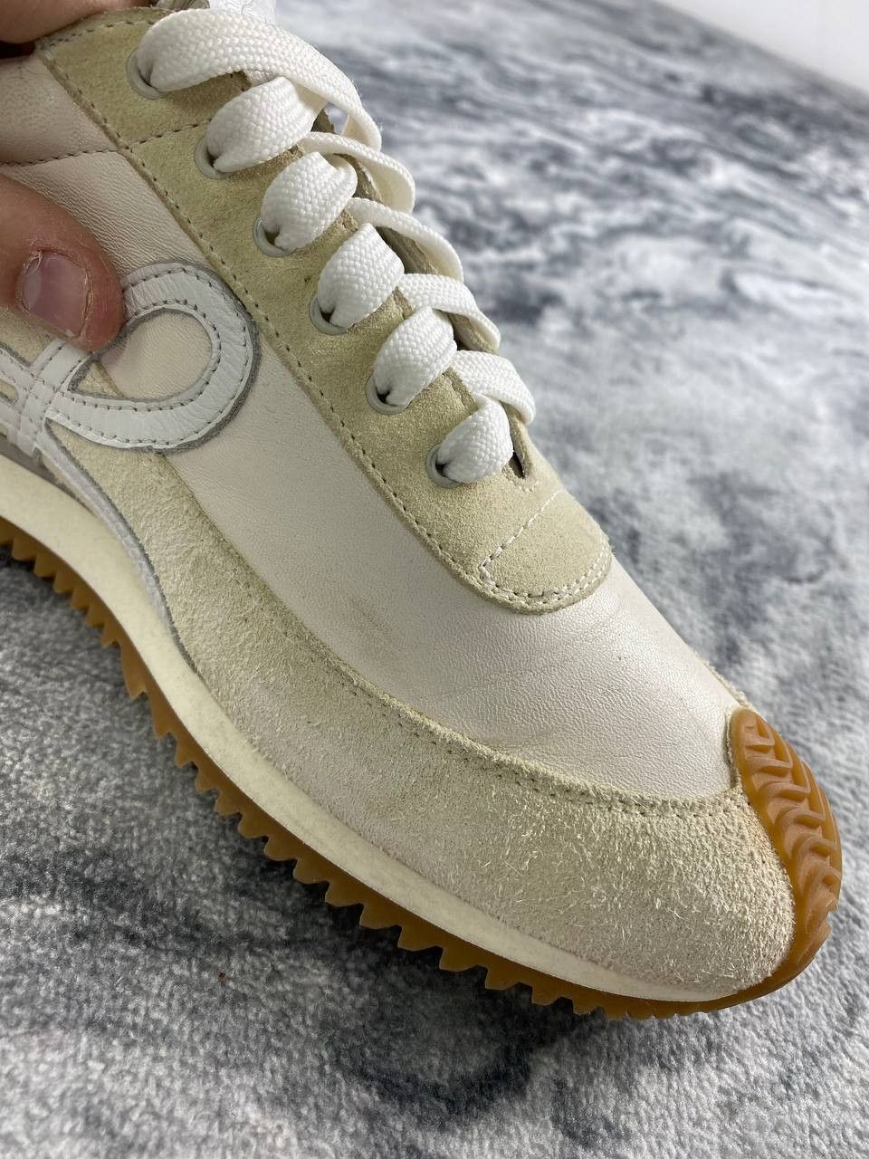 Vintage Loewe Flow Runner Leather Sneakers Women Size 40 Beige Size US 10 / IT 40 - 15 Thumbnail