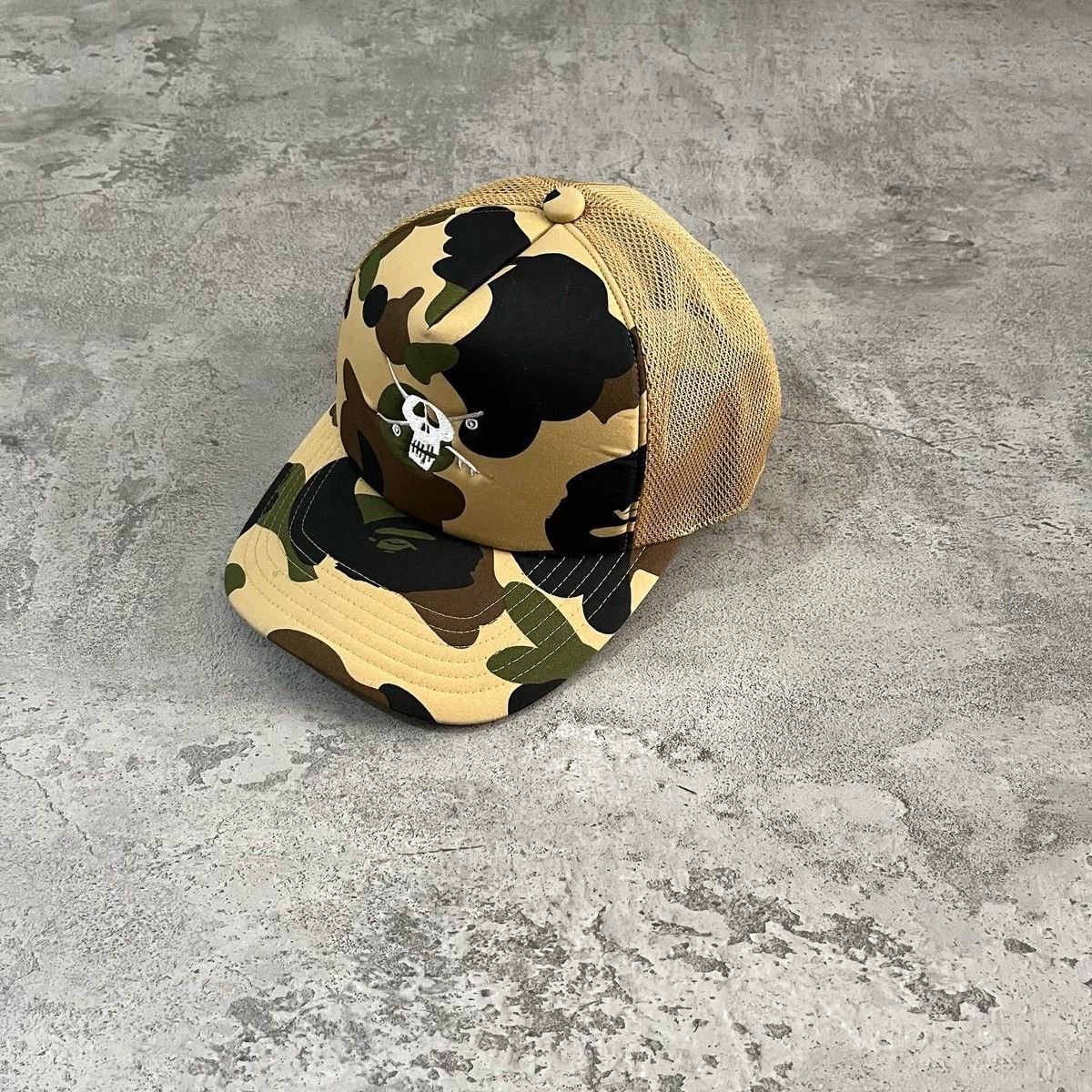 【2025年】エレガントファッションを上品に着 × Bape Stussy Hat Trucker Anniversary 30th Stussy x Bape 帽子