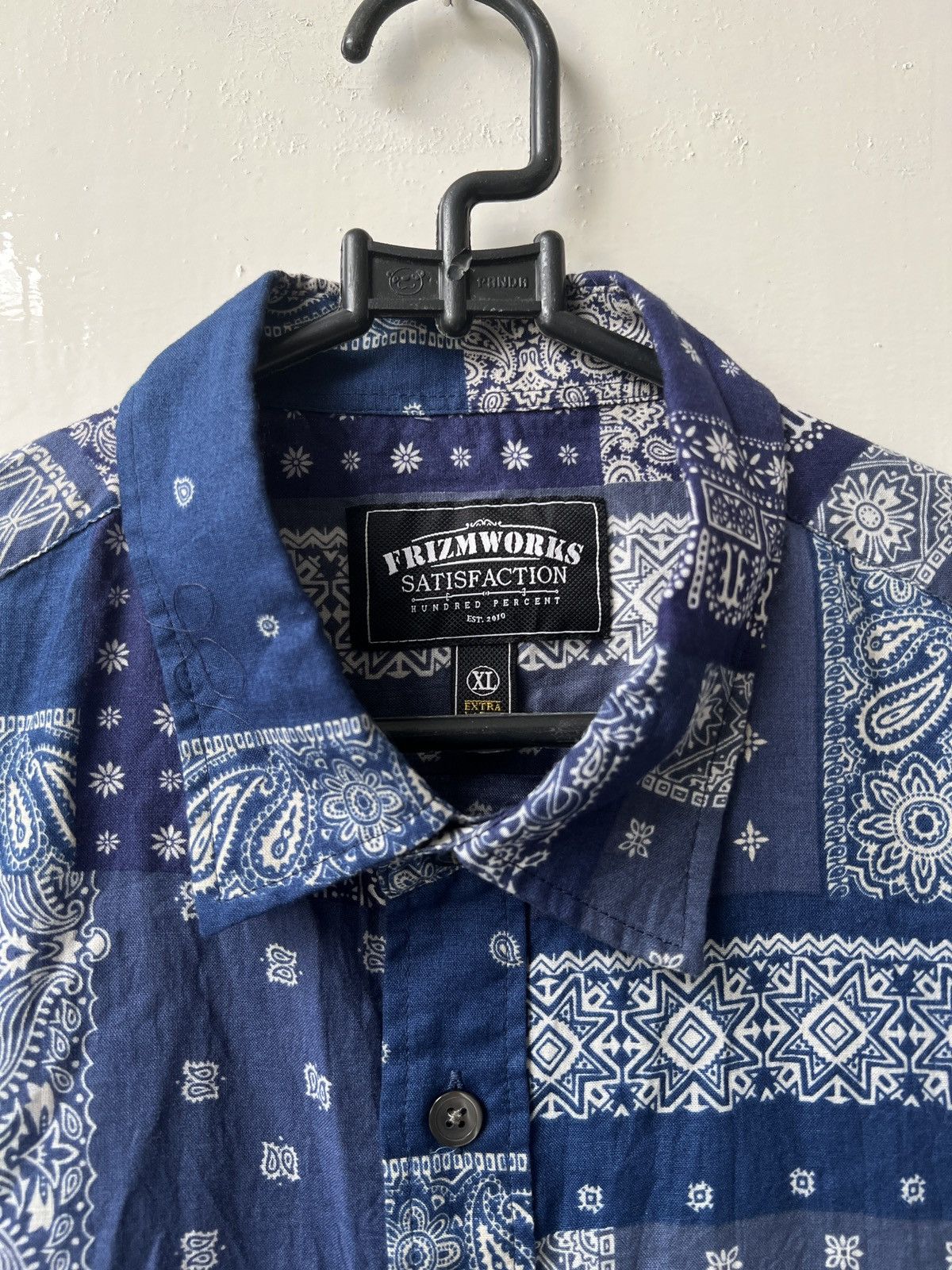FrizmWORKS FREE TAX! Bandana Paisley Shirt Size US XL / EU 56 / 4 - 5 Thumbnail