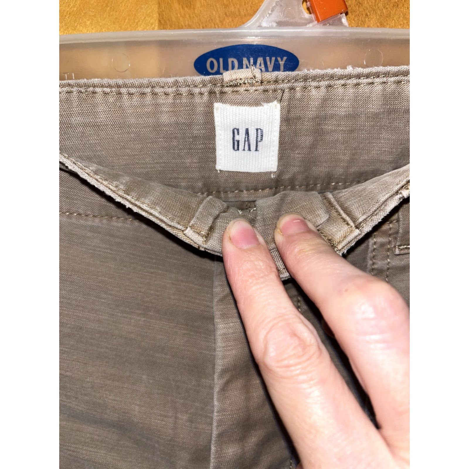 Gap VINTAGE GAP Womens Khaki Cropped Pants Size 0 Brown 24" Inseam Mid Rise Casual Travel Style 90s Size 25" / US 0 / IT 36 - 3 Thumbnail
