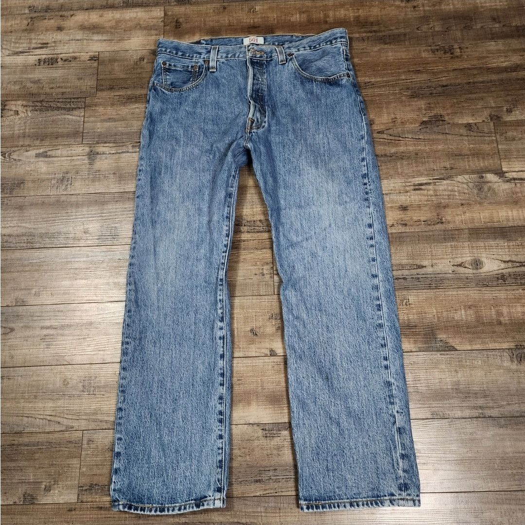 Levi's Levis 501 button fly jeans mens size 38x30 2300 Size US 38 / EU 54 - 1 Thumbnail