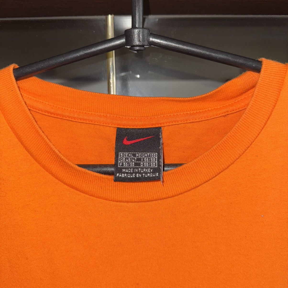 Nike 🍊Orange Vintage 90s Nike Center Swoosh Tee T-Shirt Size US XL / EU 56 / 4 - 5 Thumbnail