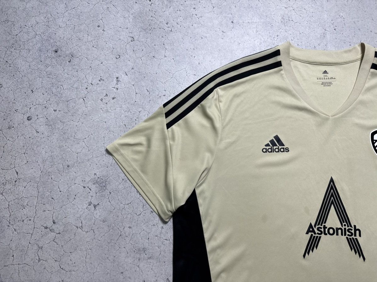 Adidas Adidas FC Leeds United Soccer Jersey Size US XXL / EU 58 / 5 - 4 Thumbnail