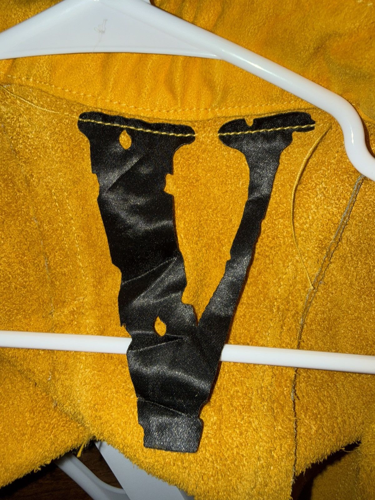Vlone vlone crop suede jacket Size US L / EU 52-54 / 3 - 5 Thumbnail