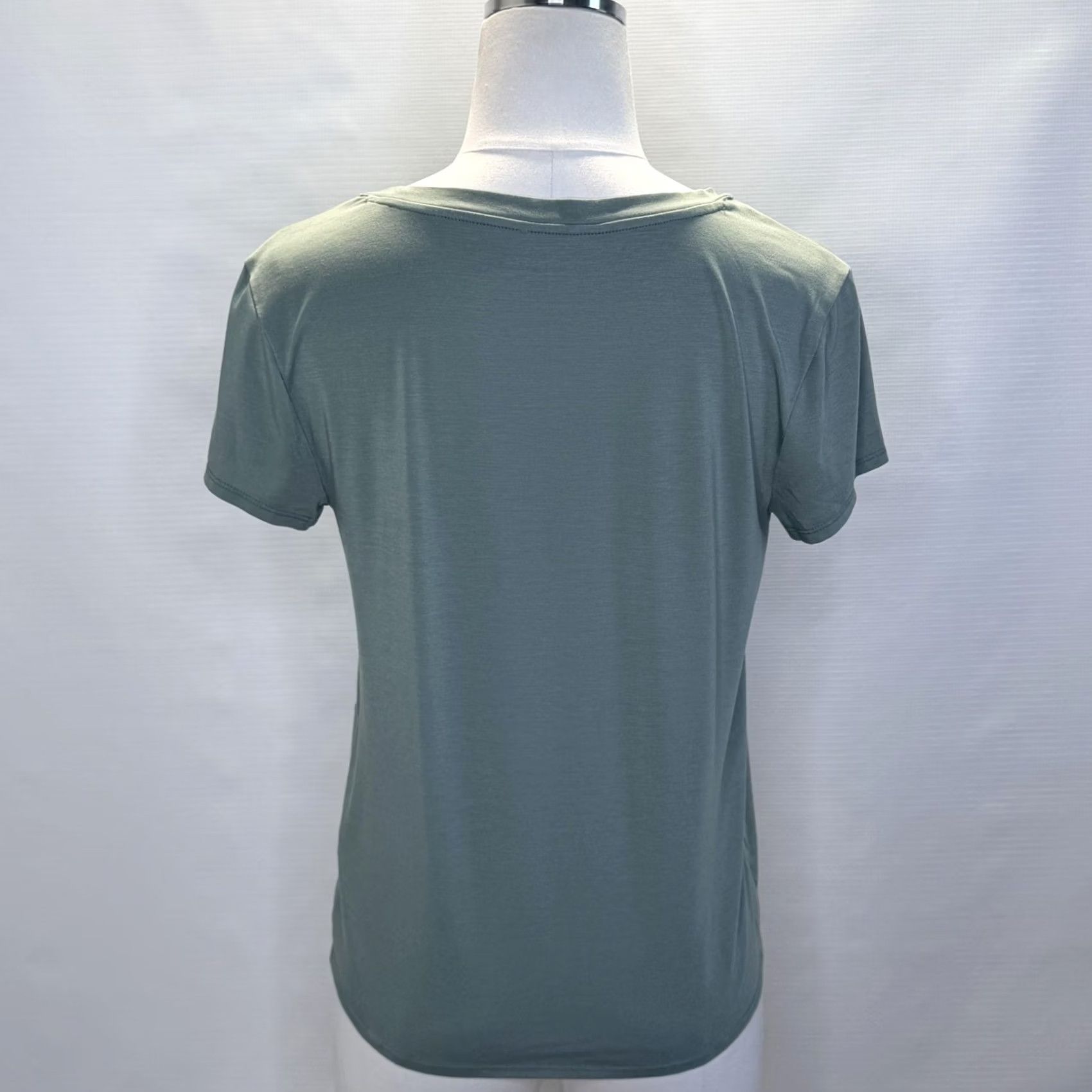 Athleta Athleta Shirt Womens Small Green Short Sleeve Twist Front Lightweight Top Size S / US 4 / IT 40 - 3 Thumbnail