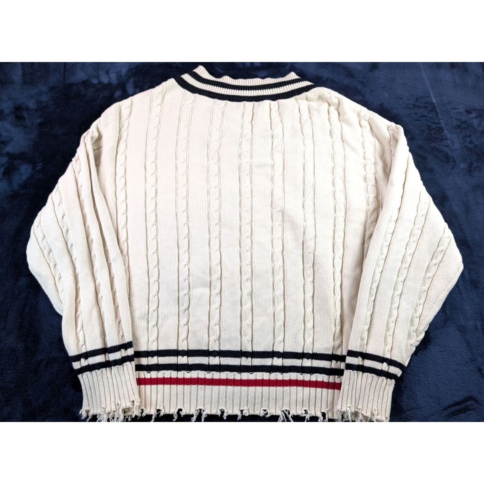 Vintage Profound Sweater Unisex Wool Cardigan Cable-Knit Paisley Long Sleeve White M Adults Regular Knit Winter Mens Women Girls Boys Size US M / EU 48-50 / 2 - 5 Thumbnail